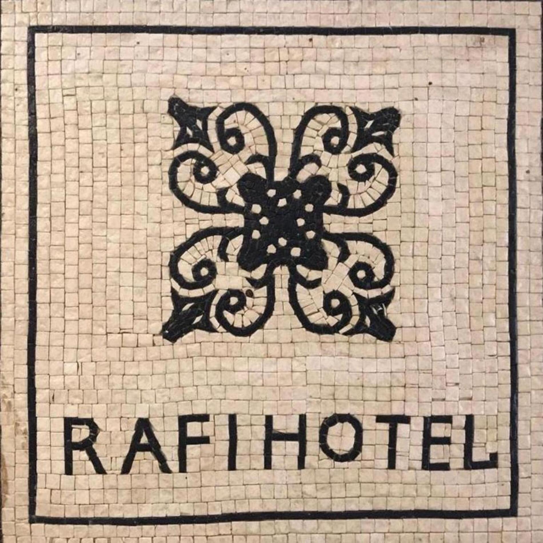 Rafi Hotel Amman Exteriör bild